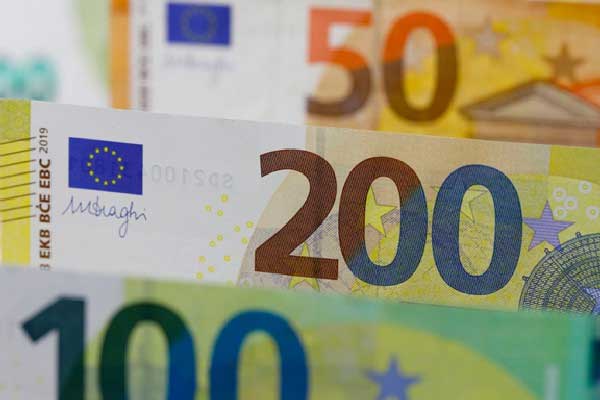 核电领域迎利好，社保基金重仓8股